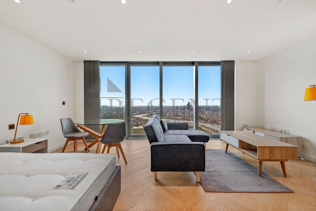Property photo 3 of 11 Open Plan