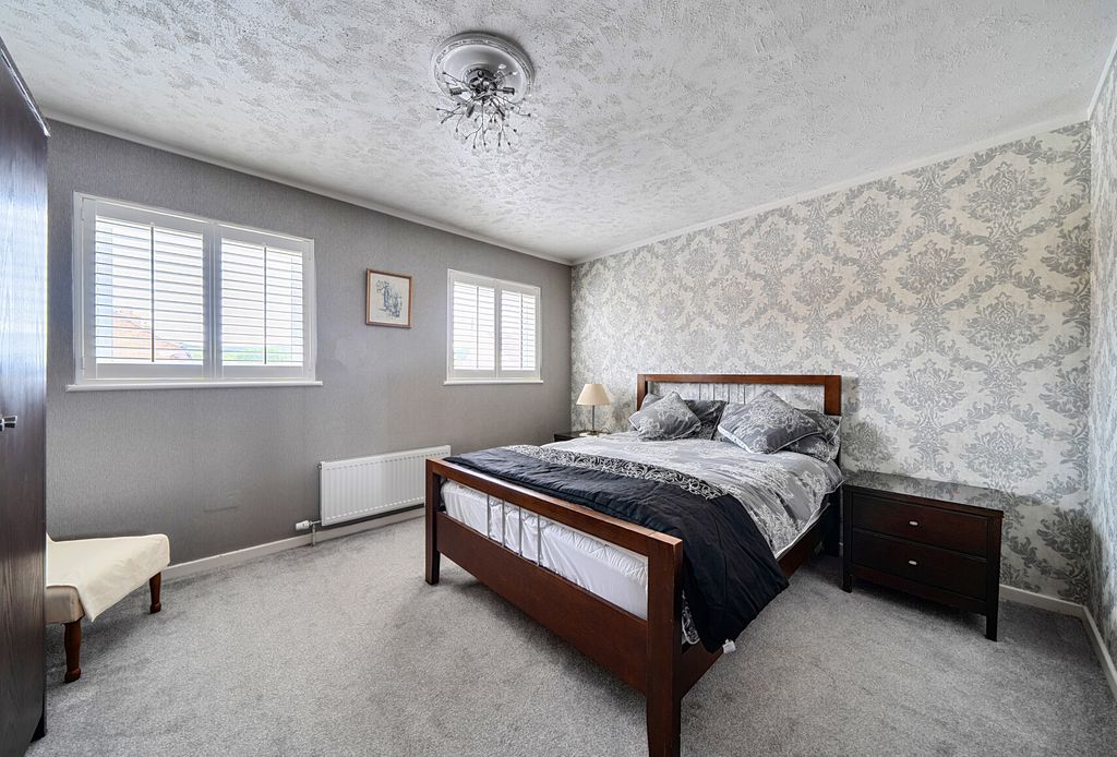 Property photo 3 of 15 1480111-11-6A32A1...
