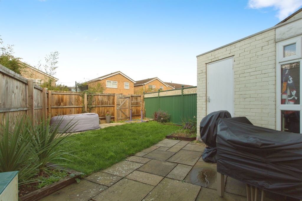 Property photo 3 of 12