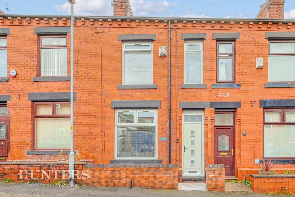 Property photo 1 of 18 Front