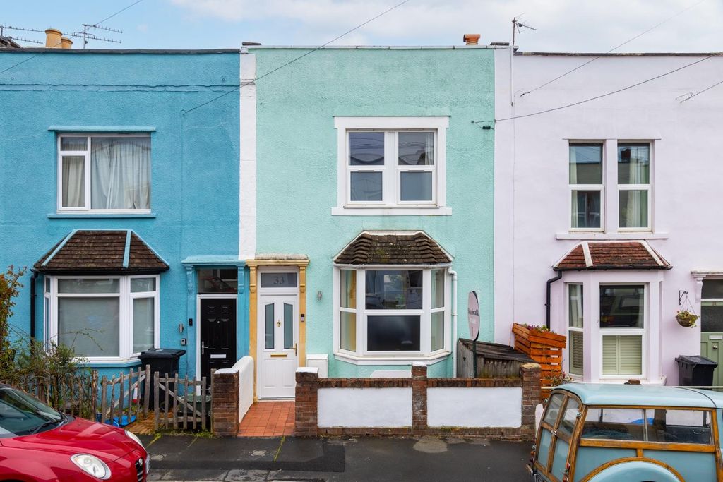 Property photo 2 of 23 33 Oak Road, Bs7-5.Jpg