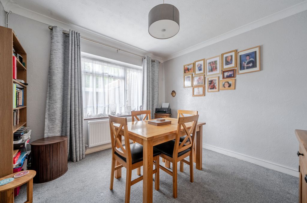Property photo 3 of 14 1465686-9-6A22Ae8...