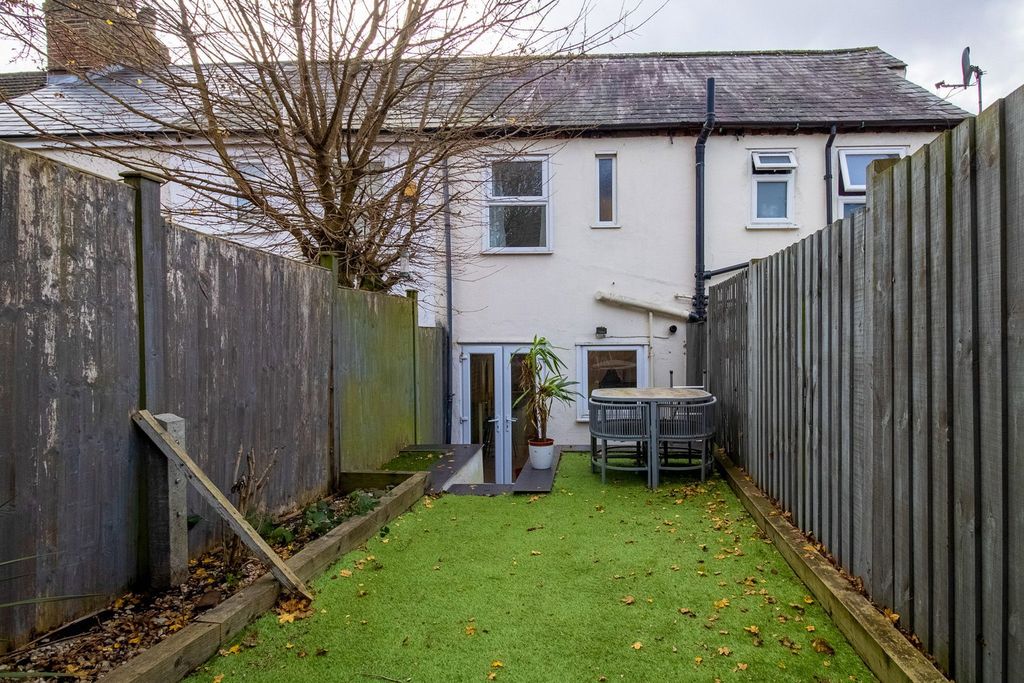 Property photo 3 of 15