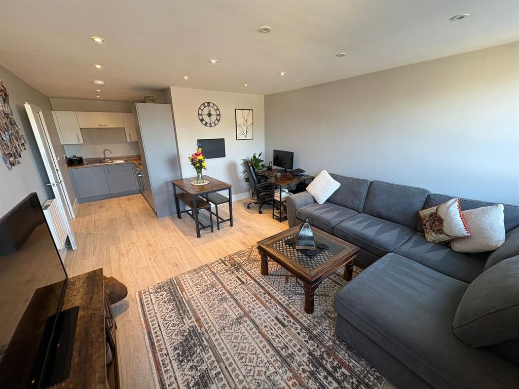 Property photo 3 of 11 Living Area 1 .Jpg