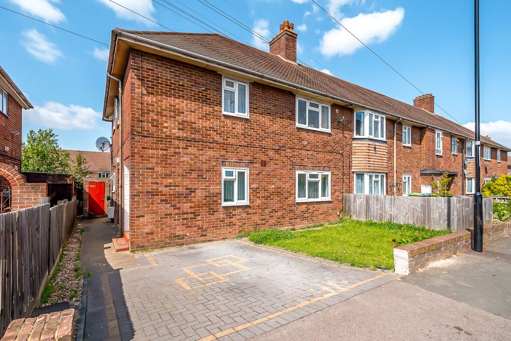Property photo 1 of 11 External