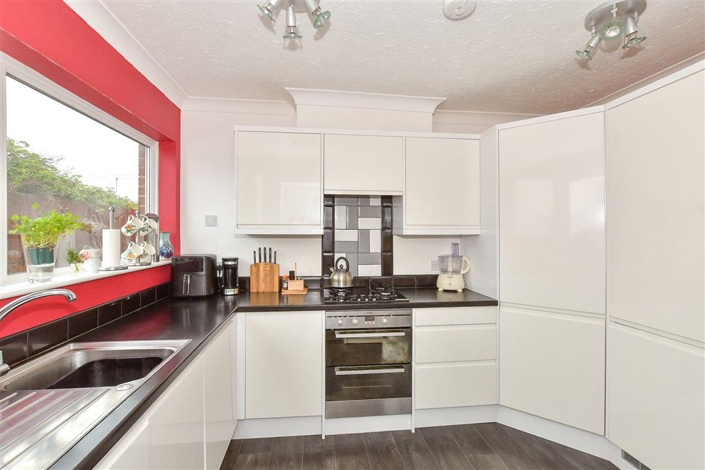 Property photo 1 of 13 Kitchen