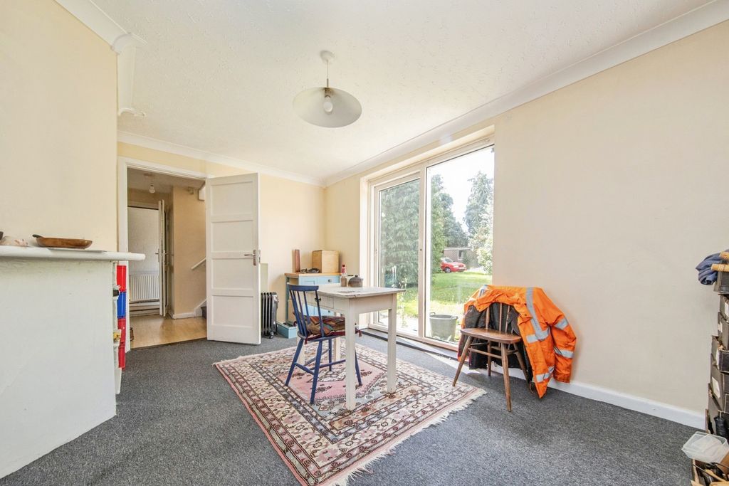 Property photo 2 of 14 Photo