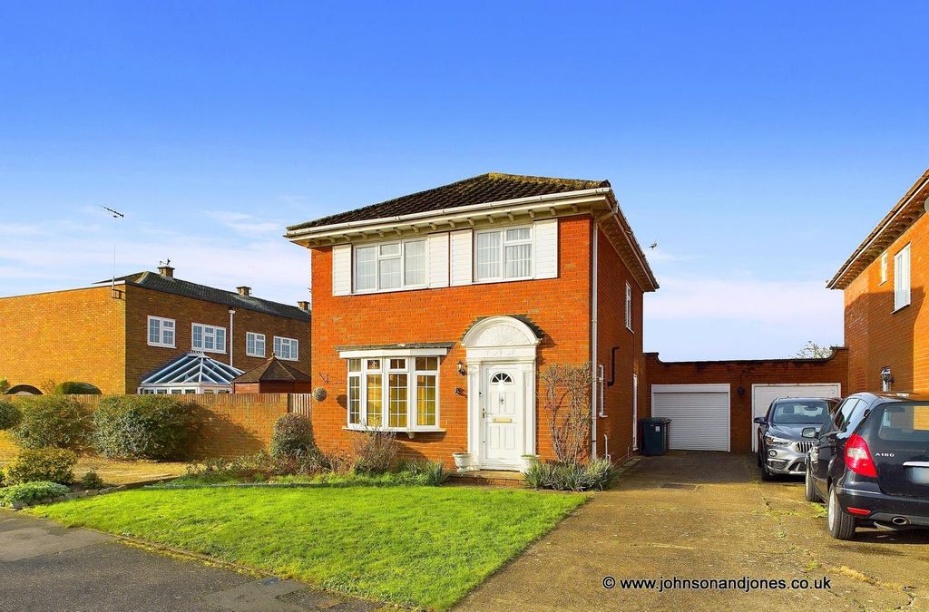 Property photo 1 of 18 1 Front.Jpg