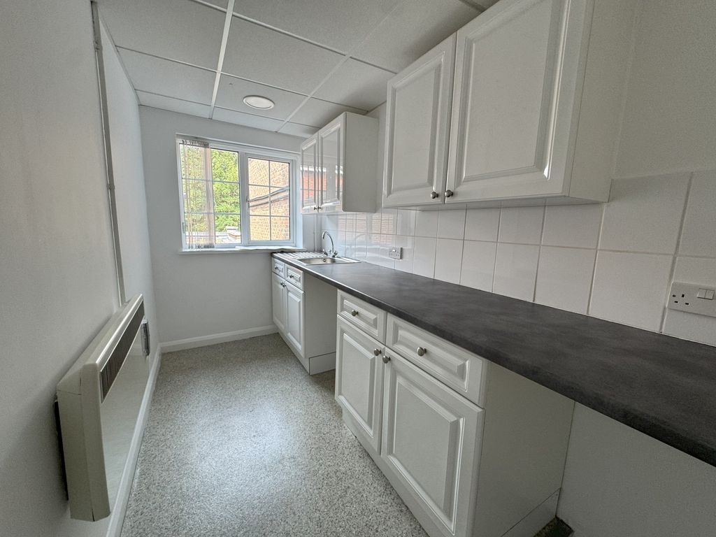 Property photo 3 of 3