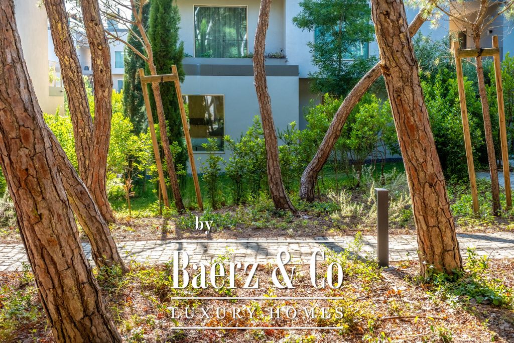 Property photo 3 of 35