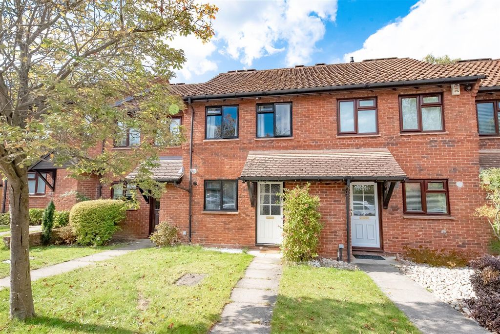 Property photo 1 of 12