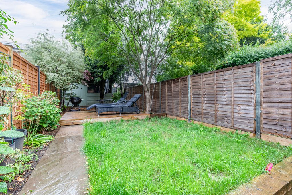 Property photo 3 of 16 Picture No. 15