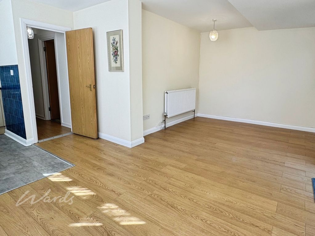 Property photo 3 of 7 Be483Db2-Img_8275