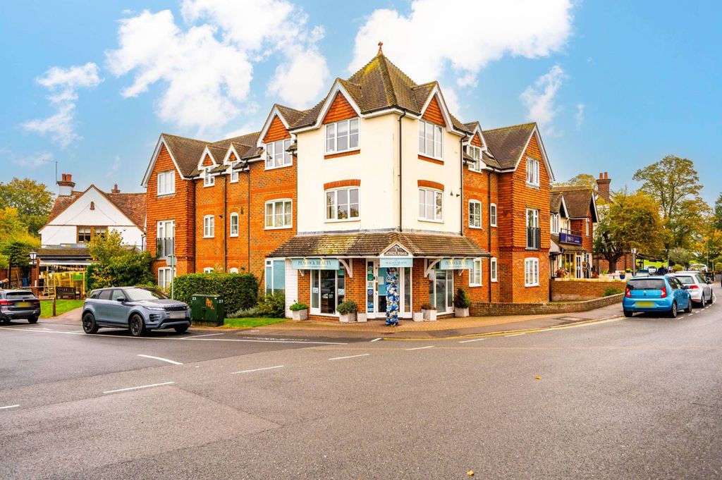 Property photo 2 of 18