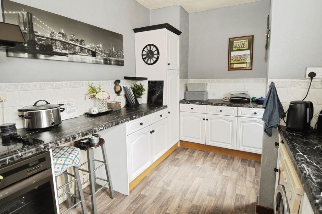 Property photo 3 of 15 Photography