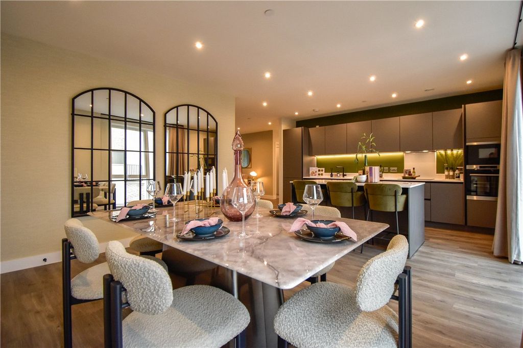 Property photo 2 of 12 Picture No. 02