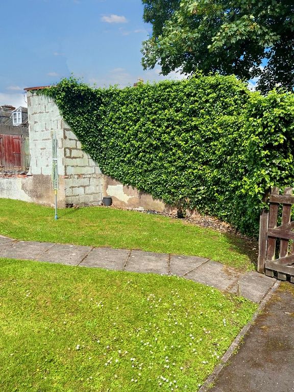 Property photo 3 of 11