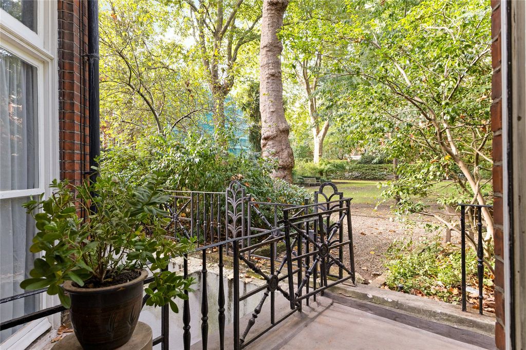 Property photo 2 of 22 Exterior