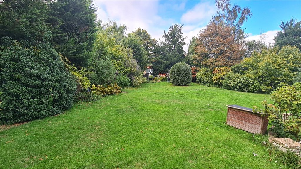 Property photo 3 of 12 Picture No. 06