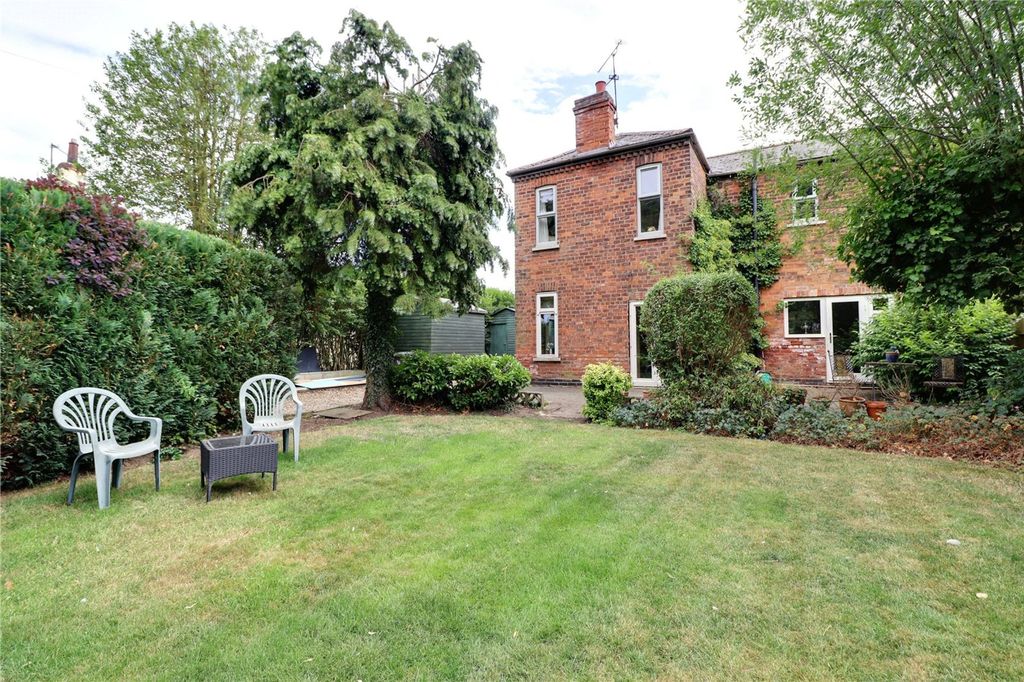 Property photo 2 of 26 Picture No. 02