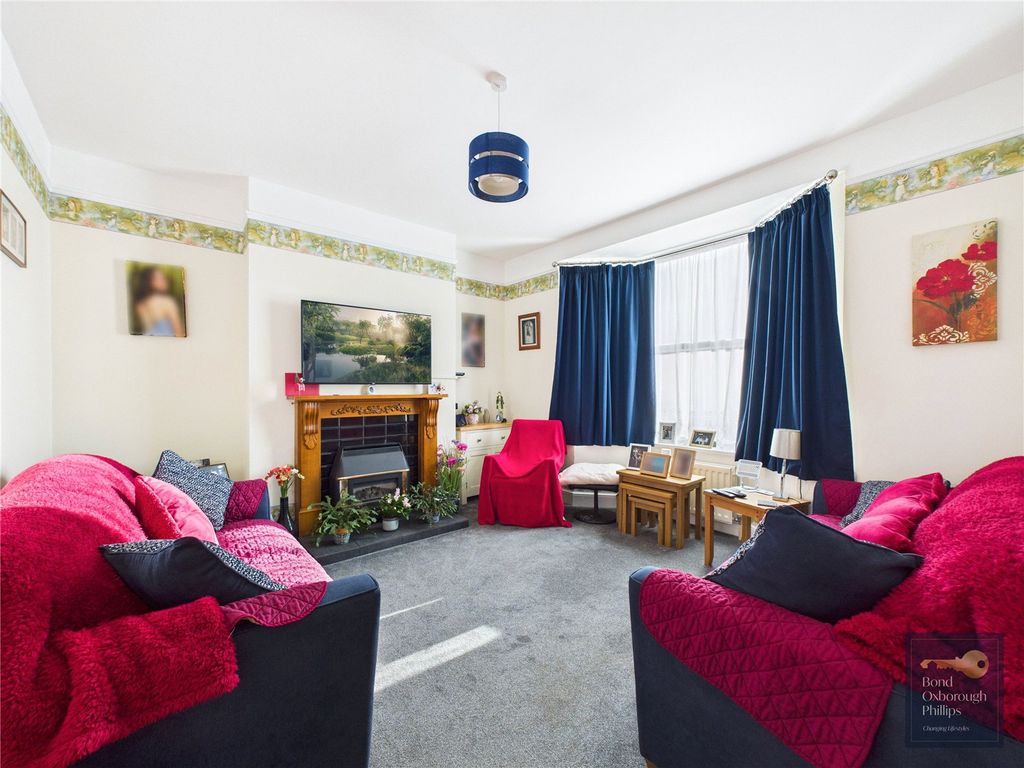 Property photo 3 of 27 Picture No. 37