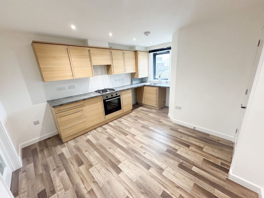 Property photo 3 of 12 Img_2824