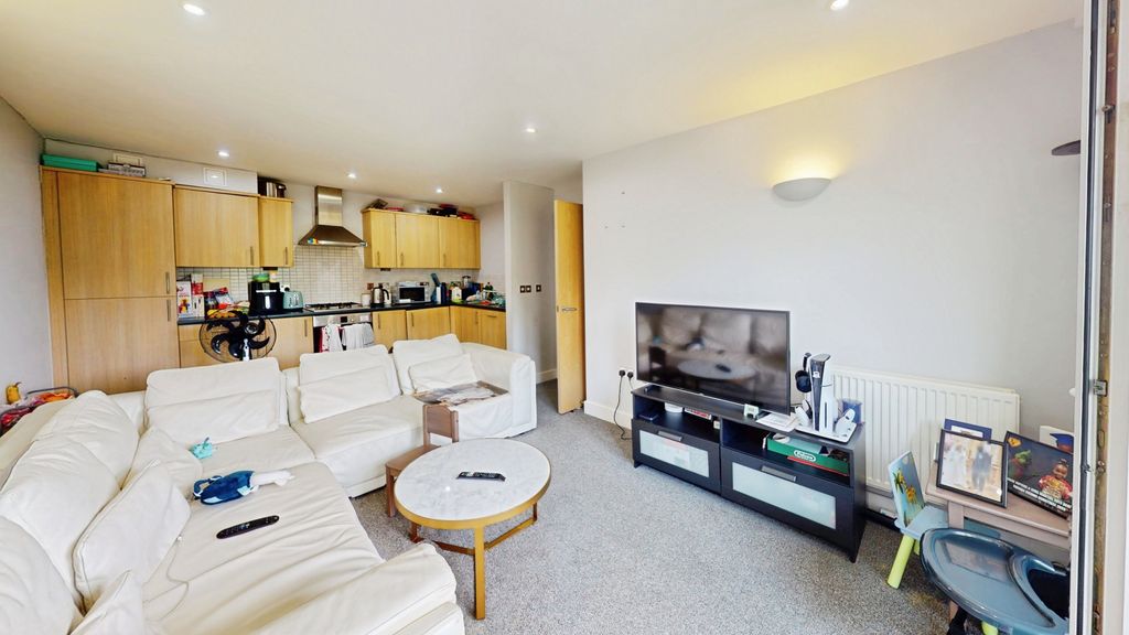 Property photo 2 of 11 9663Fd70-09222026_161442