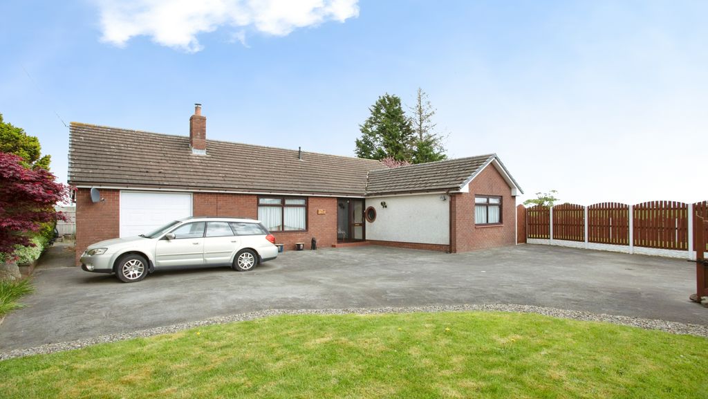Property photo 1 of 15 Detached Bungalow