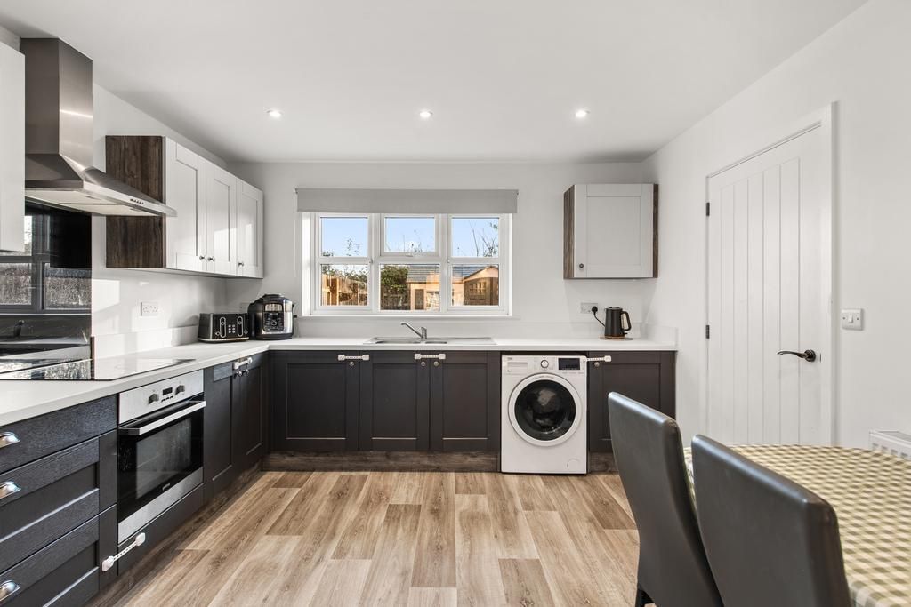 Property photo 2 of 11 Photo 2