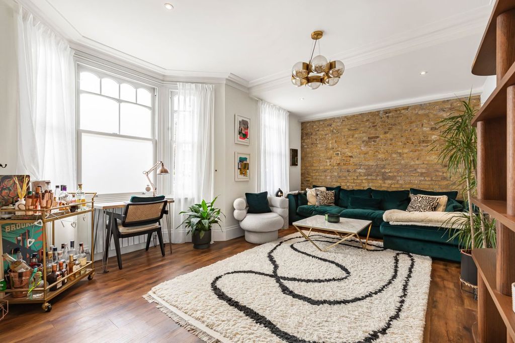 Property photo 3 of 12 Picture No. 34