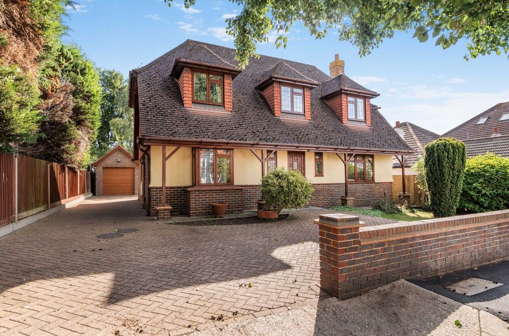 Property photo 1 of 24 Picture No. 03