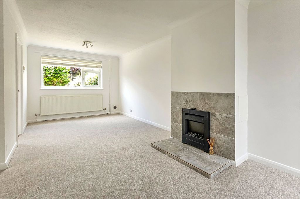 Property photo 2 of 11 Picture No. 10