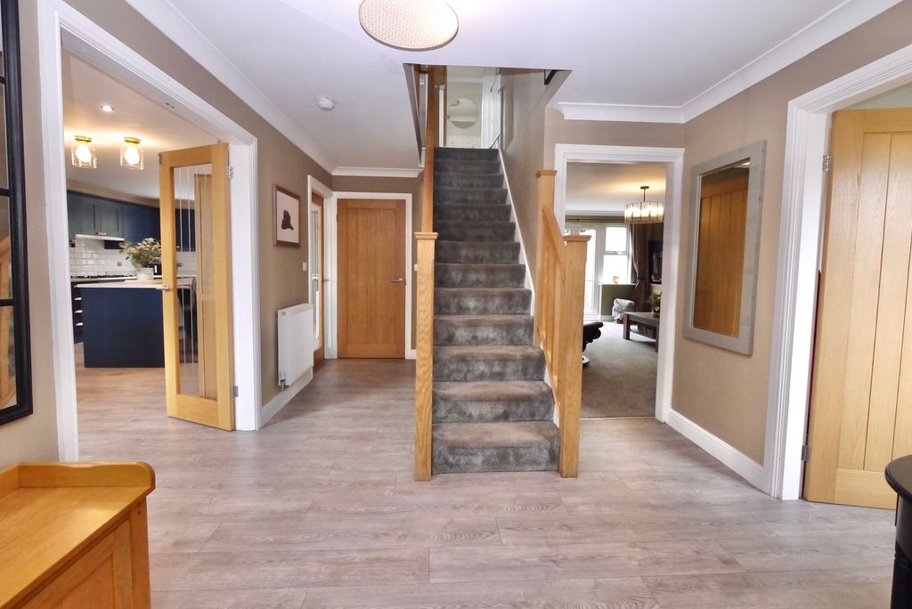Property photo 3 of 35 3
