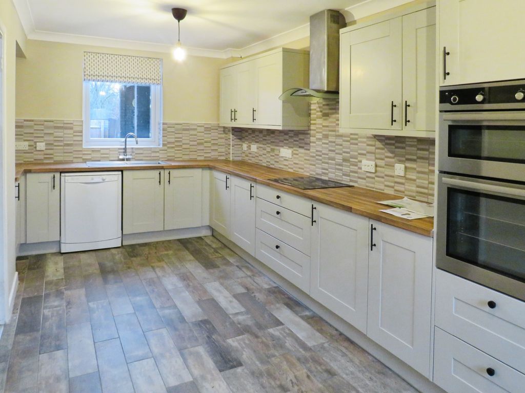 Property photo 2 of 12 View