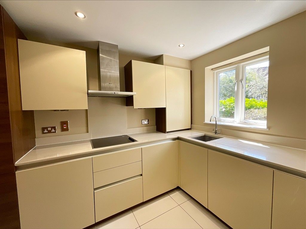 Property photo 2 of 21 Kitchen New