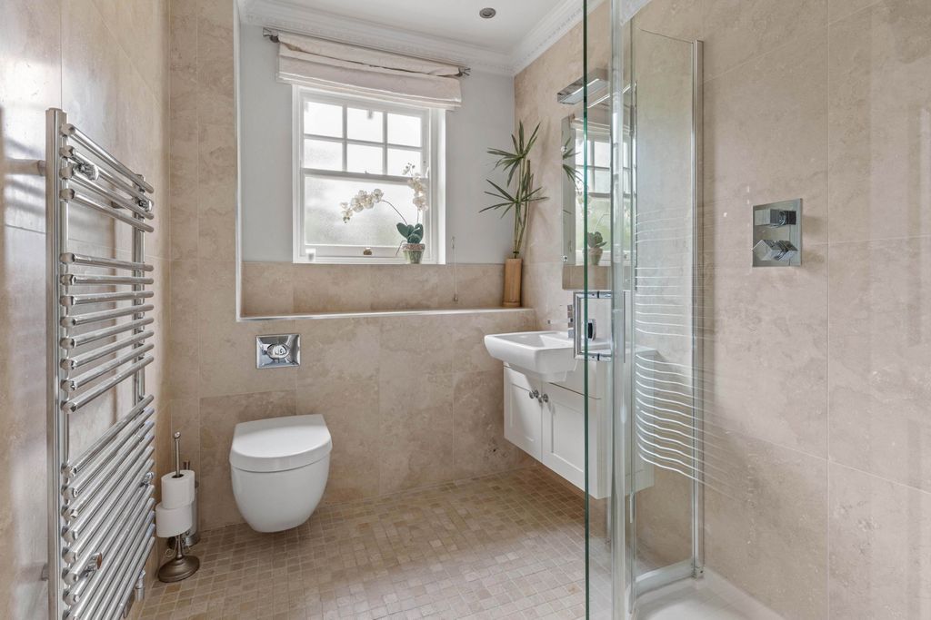 Additional image 53 of 6 bed detached house for saleGreenway, Hutton Mount, Brentwood CM13