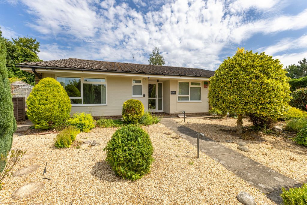 Property photo 1 of 16