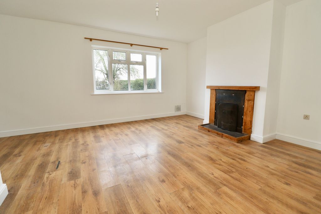 Property photo 3 of 13 Img_6470