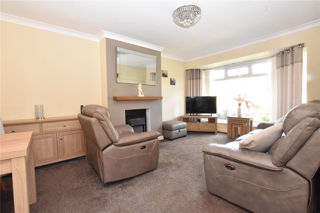 Property photo 3 of 16 Picture No. 09