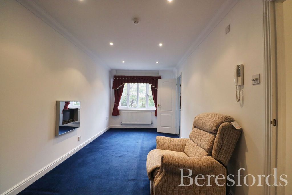 Property photo 3 of 14 Picture No. 24