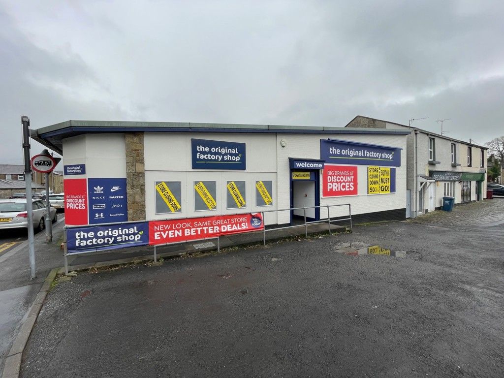 Property photo 1 of 13 Photo 6