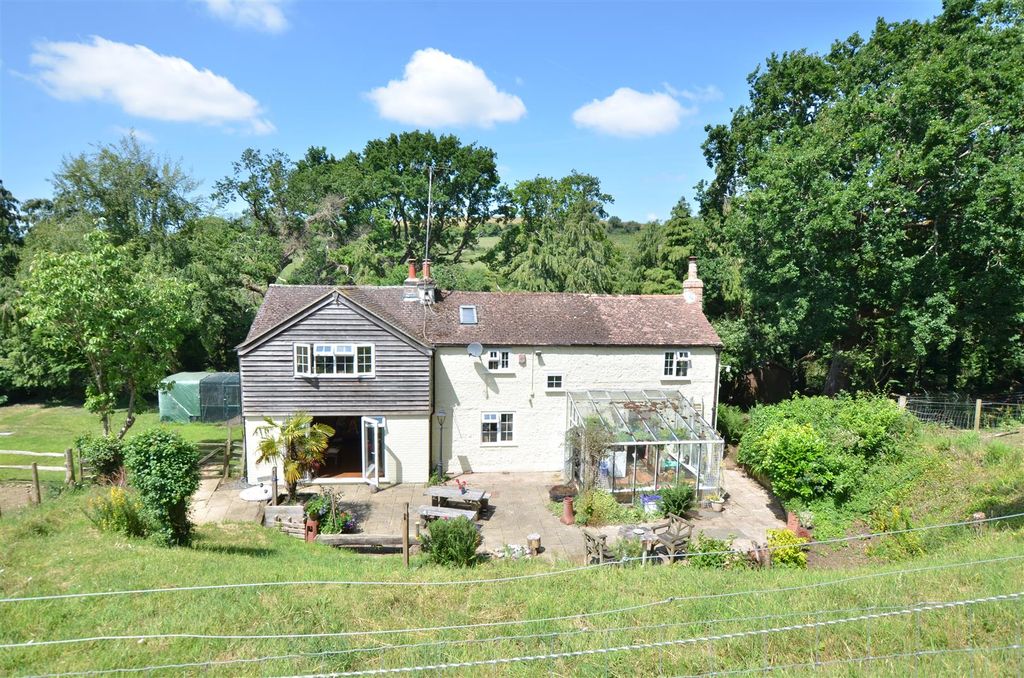 Property photo 1 of 28