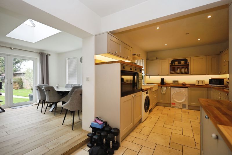 Property photo 3 of 14 Photo 14