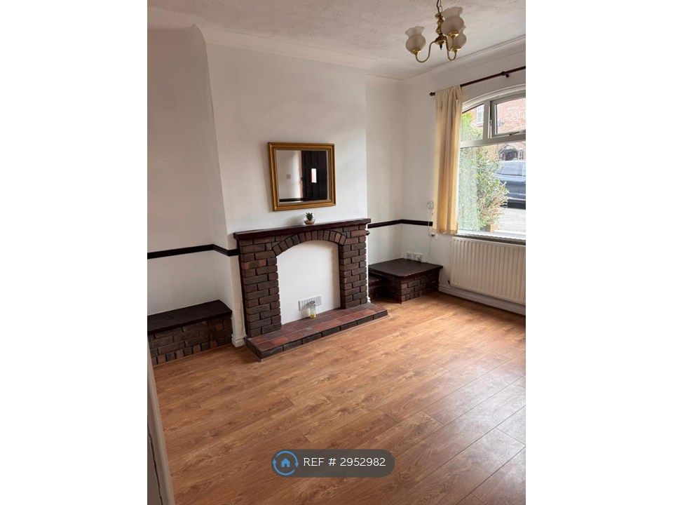 Property photo 3 of 6 Sitting Room