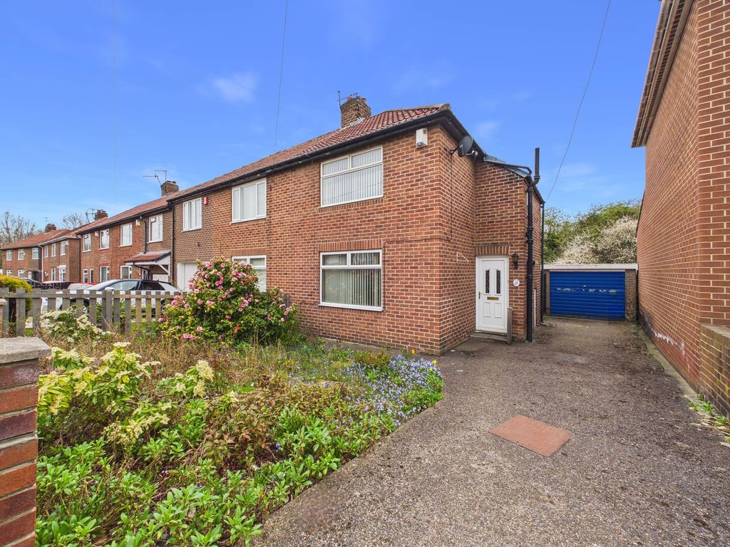 Property photo 1 of 10 External