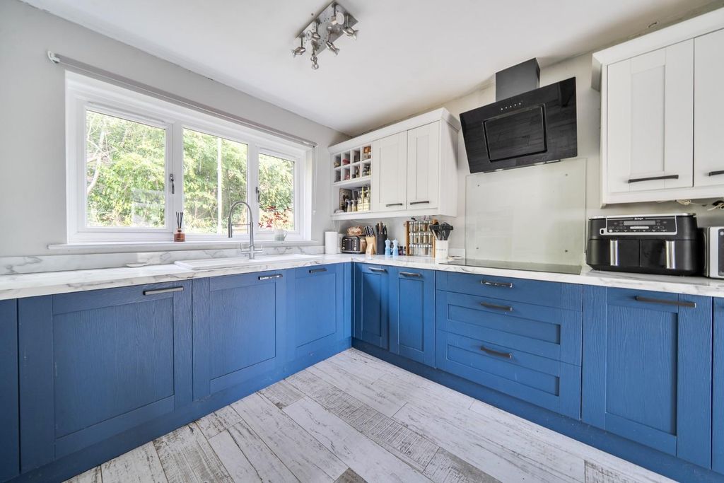 Property photo 3 of 18 1-6A5E135967A68-1493934 (7)-1.Jpg