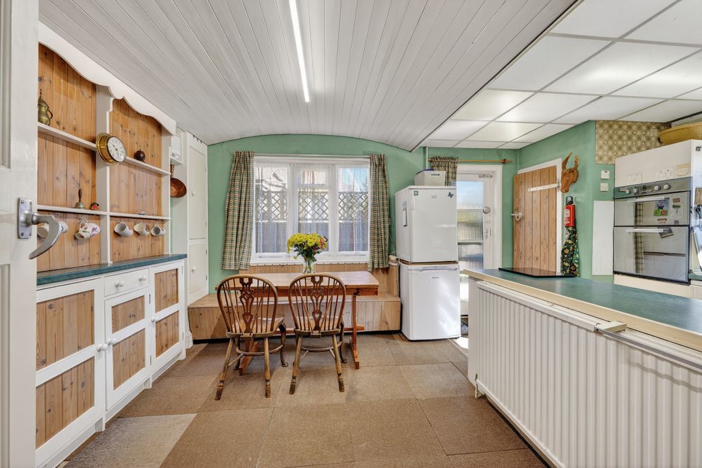 Property photo 2 of 26 Z63_8459