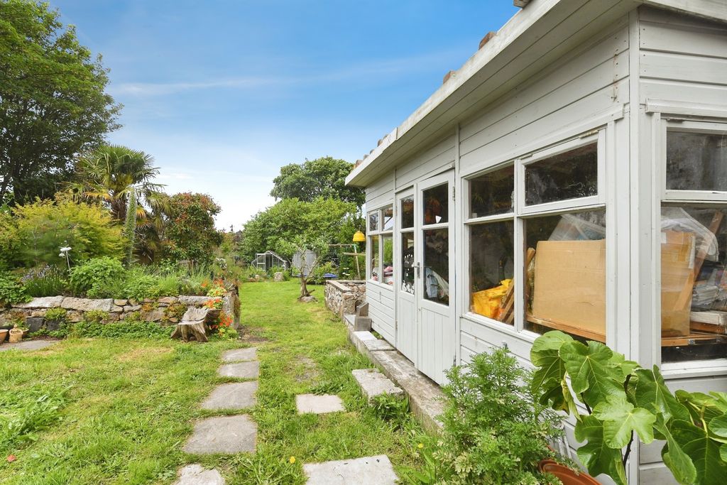 Property photo 3 of 16 Pbox-Img.Jpg