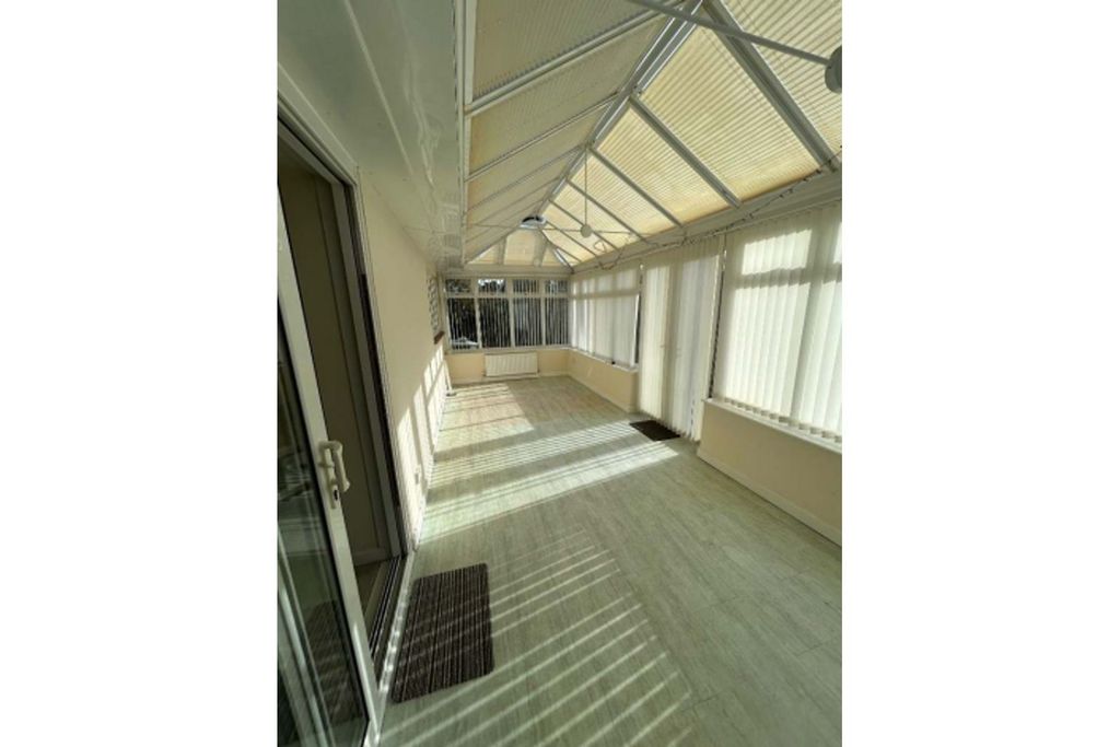 Property photo 3 of 26