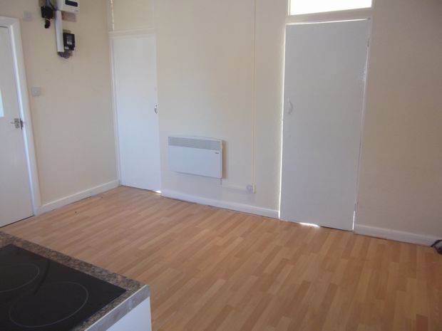 Property photo 3 of 7 Picture 3